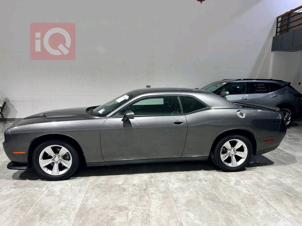Dodge Challenger
